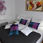Casa de Férias Mydayhouse Klenovica